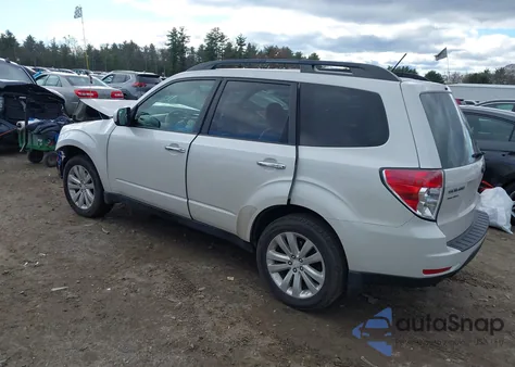 2012 Subaru Forester 2.5X Premium z USA, uszkodzony, nr VIN JF2SHADC7CH430689